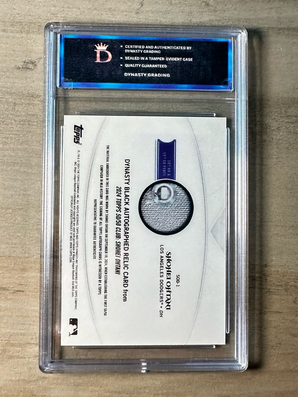 Shohei Ohtani Signed 2024 Topps Gem Mint 10 Dynasty Black Autograph Novelty Card - Picture 3 of 3